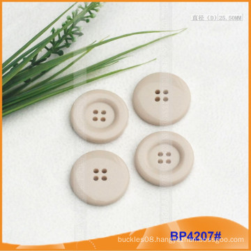 Polyester button/Plastic button/Resin Shirt button for Coat BP4207